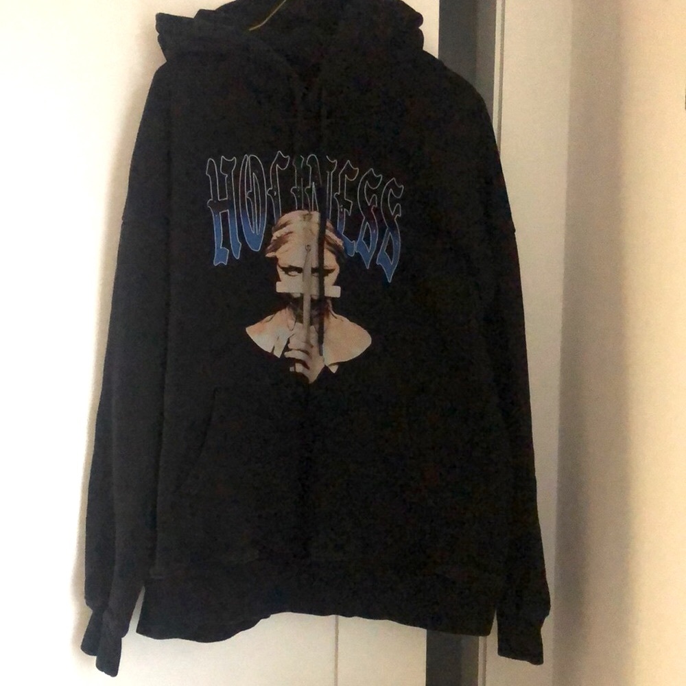 One Se7en pullover hoodie Size “M”
